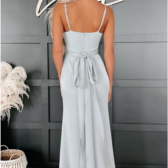 Cheerful Thoughts Wrap Bust Midi Dress (Blue) - Picture 2 of 6